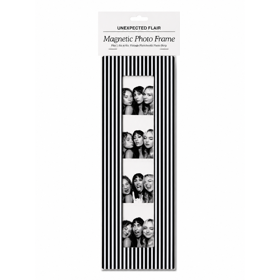 Magnetic Photobooth Frame