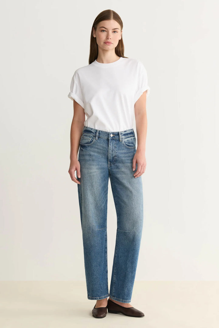 BNA Barrel Jeans
