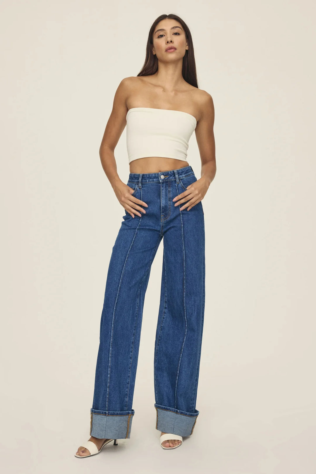 Cute boutique chicago Il, Avondale boutique, woman owned store, wide leg jeans, high waisted, cute cuffed jeans
