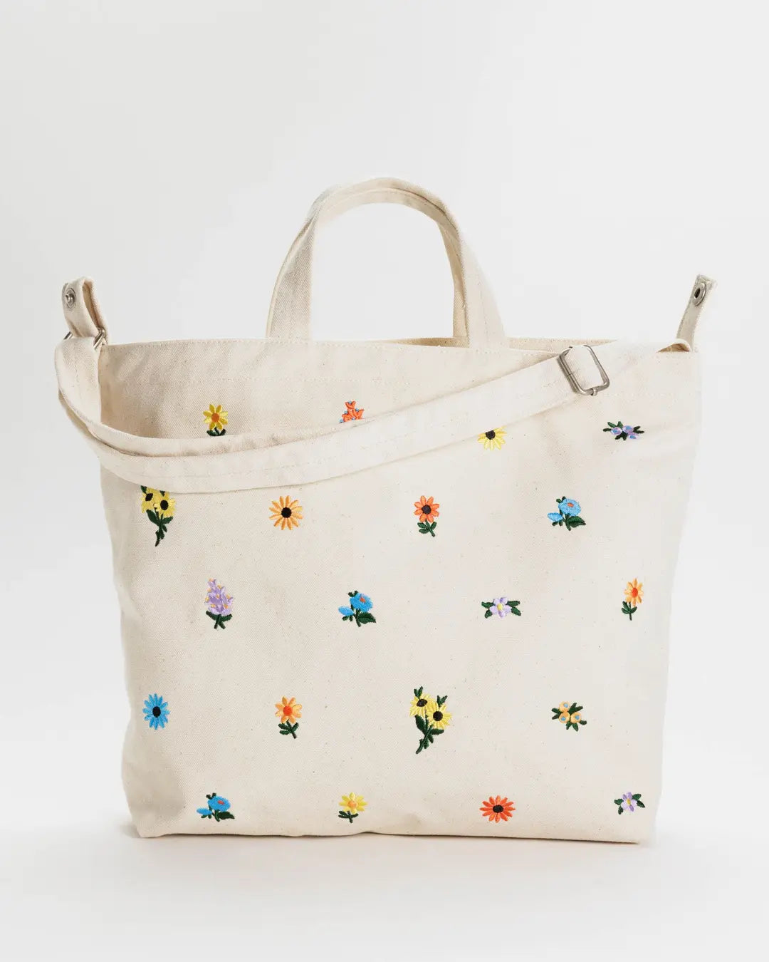 Cute boutique chicago Il, Avondale boutique, woman owned store, baggu canvas flower bag
