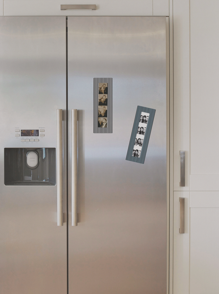 Magnetic Photobooth Frame